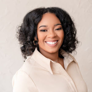 Meet your Posher, Madelyn